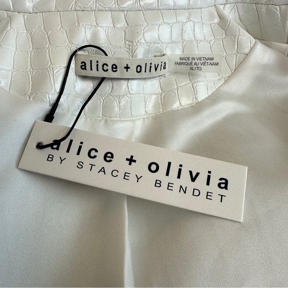 Alice + Olivia Chloe White Croc-Effect Faux Leather Crop Jacket Size XL NWT - Picture 10 of 16